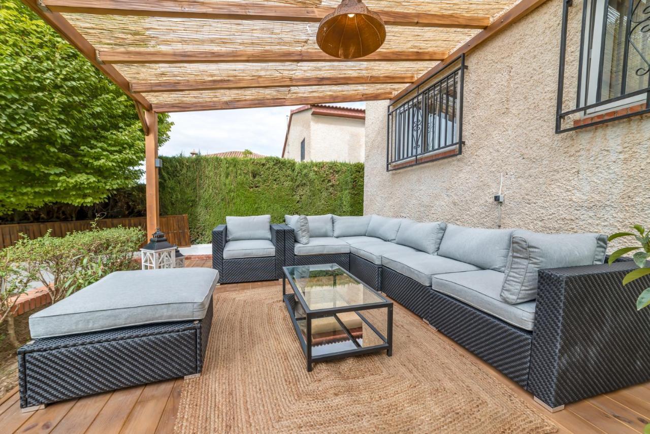 Chalet Con Piscina En Entorno Idilico La Zubia  Exterior foto
